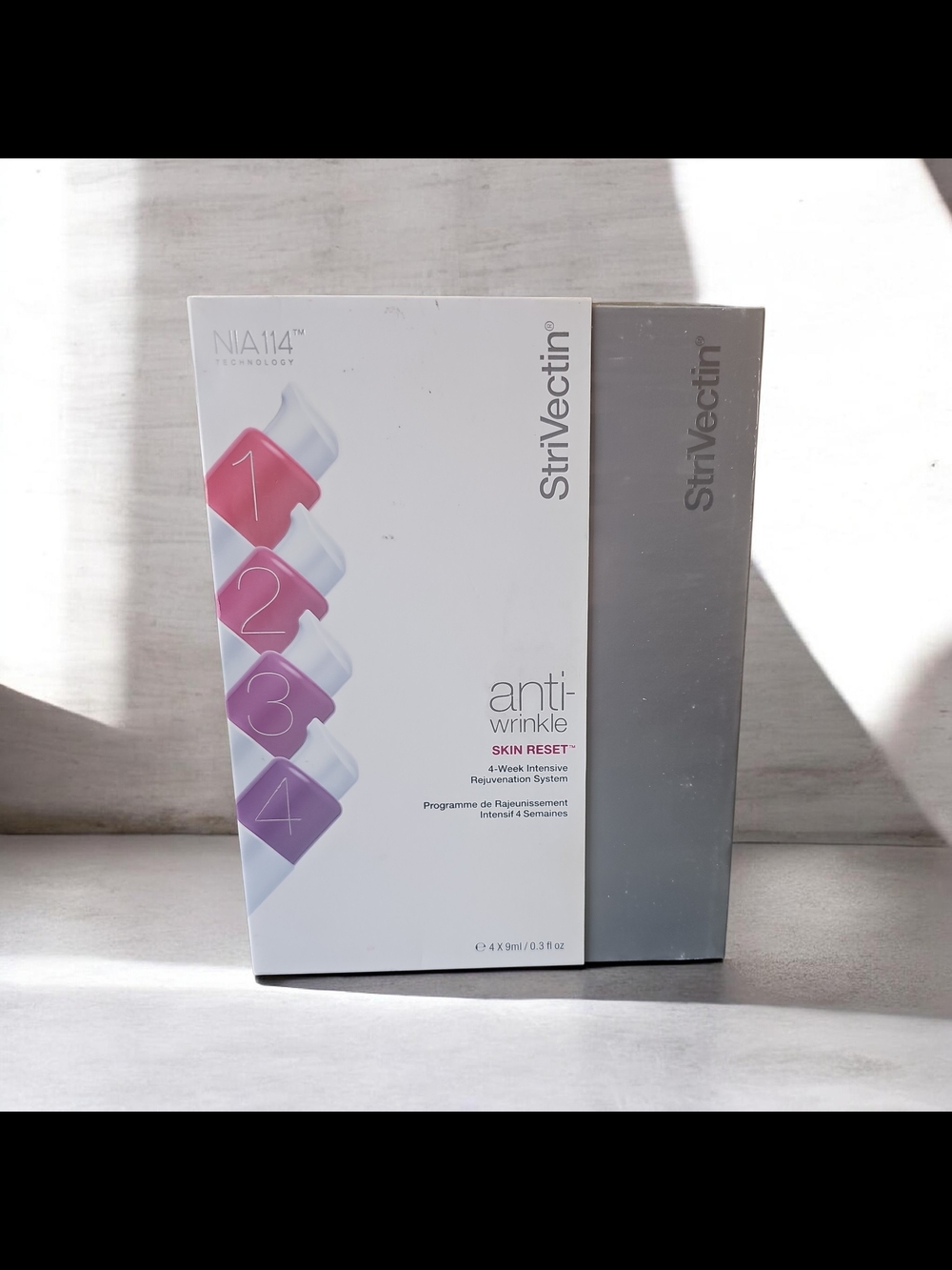 StriVectin Anti-Wrinkle 4-Week Skin Reset System - White & Silver